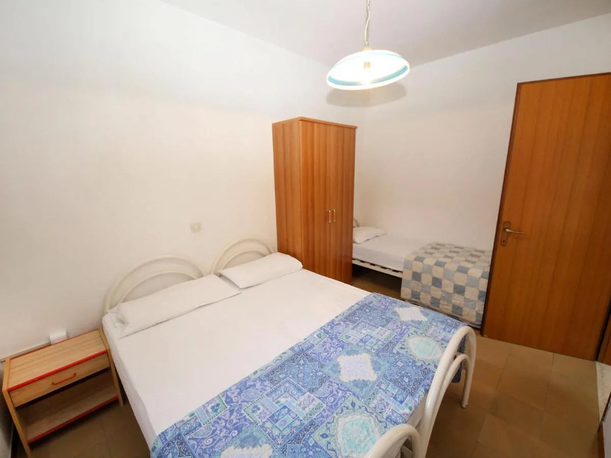 Apartment Lorenza-1 By Interhome Rosolina Mare